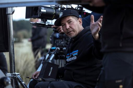 Regisseur Jalmari Helander am Set von Sony Pictures' SISU: ROAD TO REVENGE. © 2025 CTMG, Inc. All Rights Reserved. 